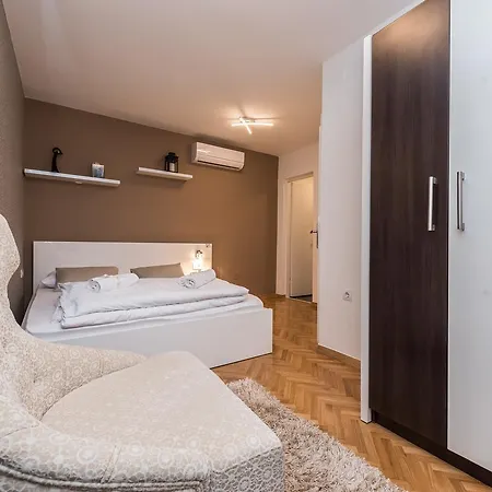 Apartment Donat *